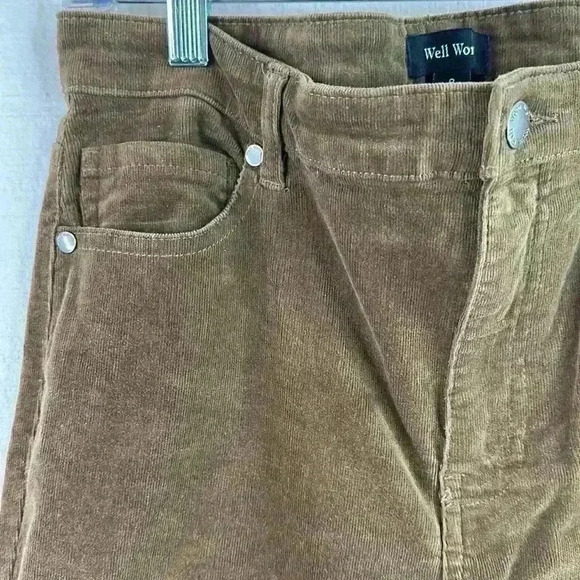 Well Worn Women’s Size 8/29 Brown 5-Pocket Super Fine Corduroy Pants - Picture 2 of 8